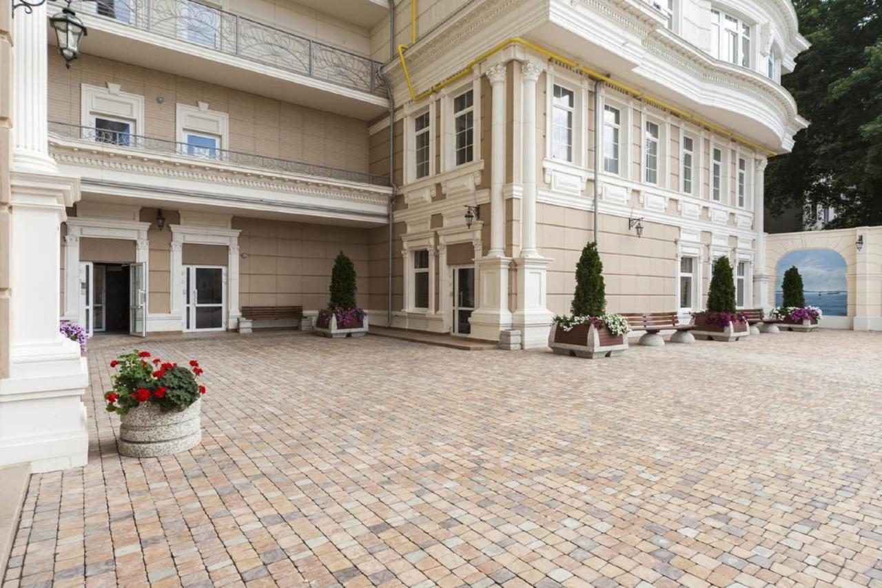 Sunny Belle Apartments Odessa Eksteriør billede